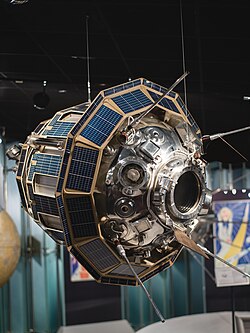 Luna 3 flyby spacecraft model
