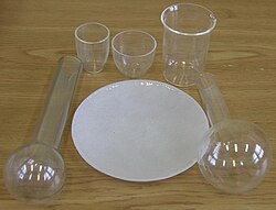 Fused quartz laboratory glassware