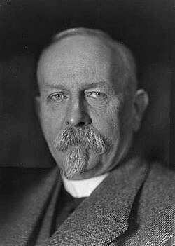 Brøgger in 1922