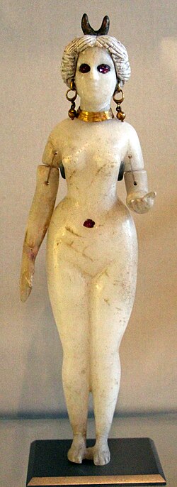 Statuette of Ishtar in alabaster: 3rd–2nd centuries BC.[82] Musée du Louvre, Paris.