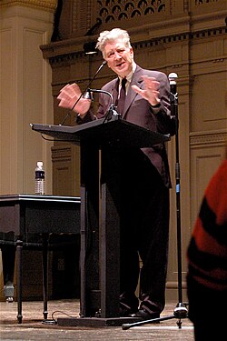 Lynch speaking on Transcendental Meditation and the creative process in 2007[170]