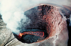 Aerial view of Puʻu ʻŌʻō taken on August 30, 1990