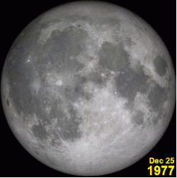 The December 2015 full moon coincided with Christmas.[44] This last occurred in 1977 (for the American time zones). A small horizontal libration is visible comparing their appearances. By the 19-year metonic cycle the full moon will repeat on Christmas Day in 2034, 2053, 2072, and 2091.[45]