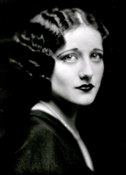 Studio portrait (1925)