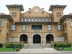 The Pensacola Museum of History, built as the City Hall, is in the 19th-century mission style, reminiscent of the Alamo.