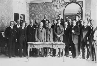 Rue Nitot: England objects to the Treaty of Versailles, June 1, 1919.