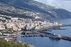 Santa Cruz de La Palma has the only major port in the island