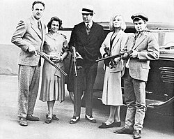 Hackman (left) with the cast of Bonnie and Clyde in 1967