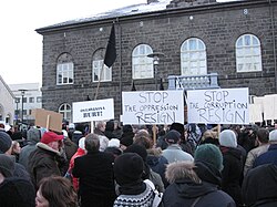 Some of the 6000 protesters in front of the Alþingishús, seat of the Icelandic parliament, on 15 November 2008.
