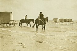 Bathing carts in Wyk around 1895.