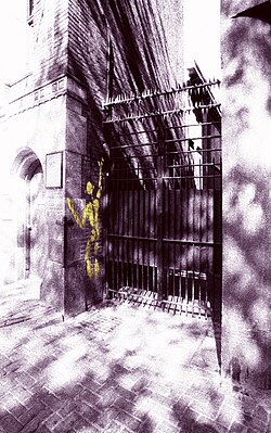 Recording film 1000 ASA, Red Light District, Amsterdam, Graffiti 1996