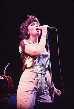 Ronstadt at Six Flags Over Texas, August 1981