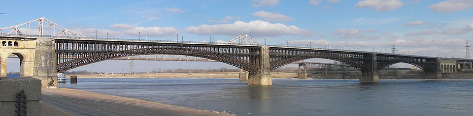 The Eads Bridge from the St. Louis side of the river, looking into East St. Louis
