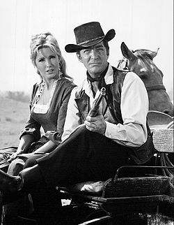 Martin with Laura Devon in Rawhide (1964)
