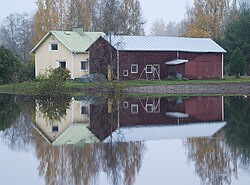 In spring time, the floods are quite typical in Ostrobothnia, a flat-lying area in Finland. A flood-surrounded house in Ilmajoki, South Ostrobothnia.