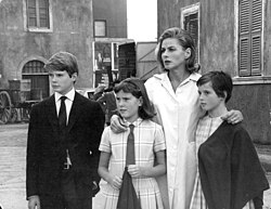Ingrid Bergman with her three children by Rossellini, in 1963, on the filming set of The Visit