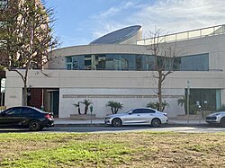Donald Bruce Kaufman - Brentwood Branch Library, 11820 San Vicente Boulevard Los Angeles, CA 90049