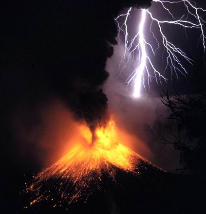 1995 eruption of Mount Rinjani in Indonesia