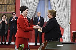 Claudia Pascual being appointed Minister of Women and Gender Equality, by President Bachelet, on 3 June 2016
