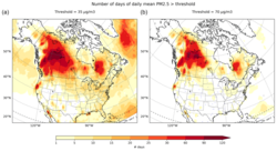A map of Canada and the United States showing the number of days where PM2.5 levels exceeded safe limits.