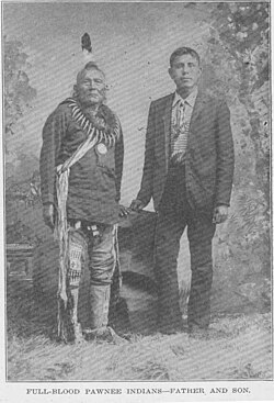 Kitkahaki George and his son Taloowayahwho, also known as William Pollock, in the mid 1890s.