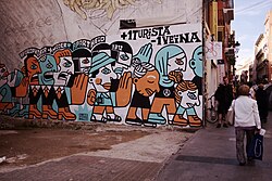 +1 Turista −1Veïna ("one more tourist, one neighbour less") (Valencia)