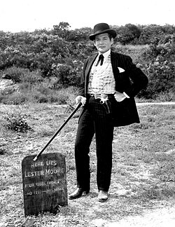 Gene Barry as Masterson in Bat Masterson (1959)