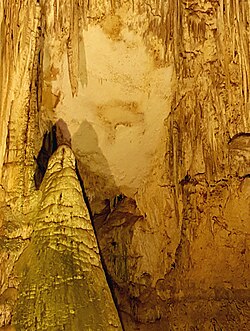 "The Organ Player" – Pareidolia phenomenon in Neptune's Grotto stalactite cave (Alghero, Sardinia)