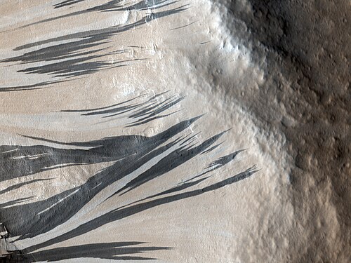 Slope streaks in Acheron Fossae in 2010