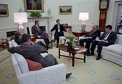 President Ronald Reagan in a meeting with McConnell in the Oval Office in March 1987