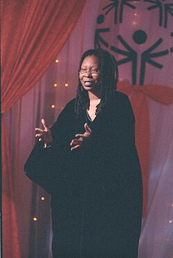 Goldberg performing at The White House in 1998