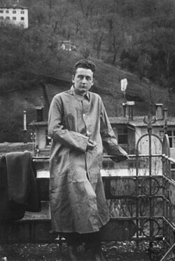Szent-Györgyi in 1917 Italy