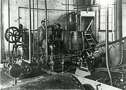 A mechanical engineering teaching lab at Ohio State University, c. 1900