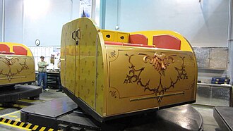 Curse of DarKastle "EVOLUTION" ride vehicle