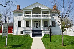 Hull–Wolcott House