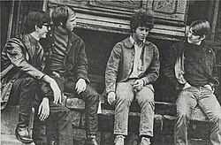 The Byrds in 1968, L to R: Gram Parsons, Kevin Kelley, Hillman, McGuinn