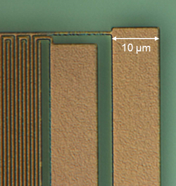 Laterally structured metal layer of an integrated circuit[59]