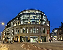 In 2020, Channel 4 opened a new national headquarters in the redeveloped Majestic Building on City Square, Leeds.