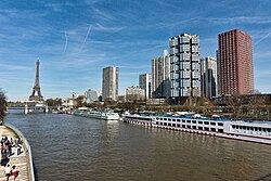 Front de Seine development along the river Seine