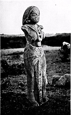 The Besnagar Yakshi, 3rd–1st century BC.