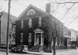 Taylor-Whittle House (c. 1790), now occupied by the Junior League of Norfolk-Virginia Beach and the Norfolk Historical Society[47]