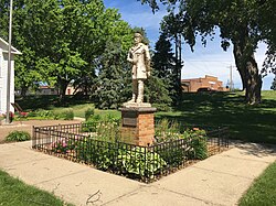 Statue of steamboat captain Grant Marsh in Riverside Park, Yankton, South Dakota.