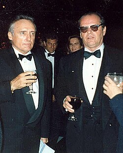 Nicholson (right) and Dennis Hopper at the 62nd Academy Awards, 1990