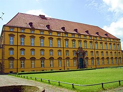 Osnabrück Castle, main building of the university, view from the inner court