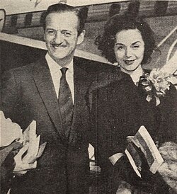 Niven with his wife Hjördis Genberg (Hjördis Tersmeden), 1960