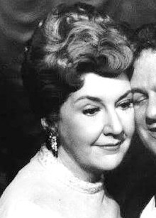 Maureen Stapleton (1975)