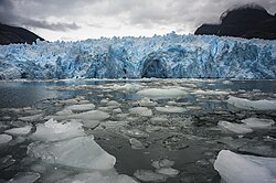 View of the glacier over the San Rafael Lake.