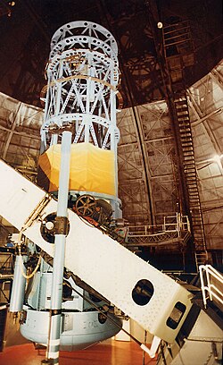 The 100-inch (2.5 m) Hooker reflecting telescope at Mount Wilson Observatory near Los Angeles, used by Edwin Hubble to measure galaxy redshifts and discover the general expansion of the universe.