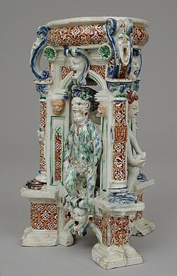 Triangular Saint-Porchaire ware salt. 17.5 cm high