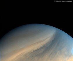 Close-up view of a cloud front encircling Venus's south polar vortex in morning infrared and ultra-violet light